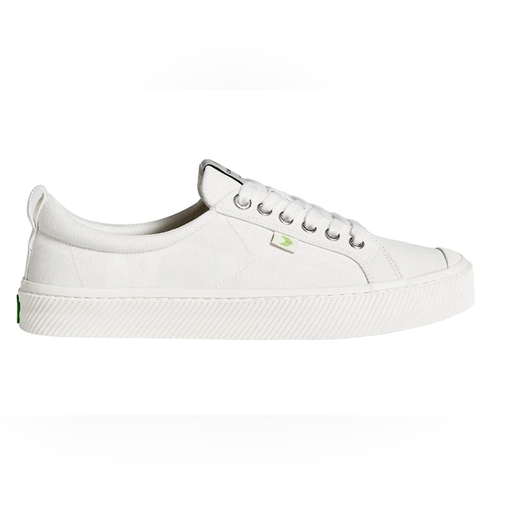 Cariuma OCA Low Off-White Canvas Sneakers Shoes - Picture 2 of 8